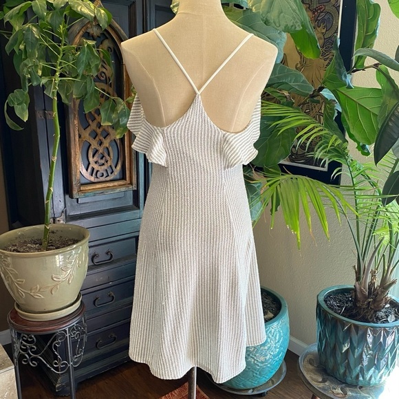 Zara textured stripe gray ruffled sundress - Picture 6 of 11